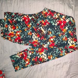 LuLaRoe One Size Leggings black geometric pattern abstract background